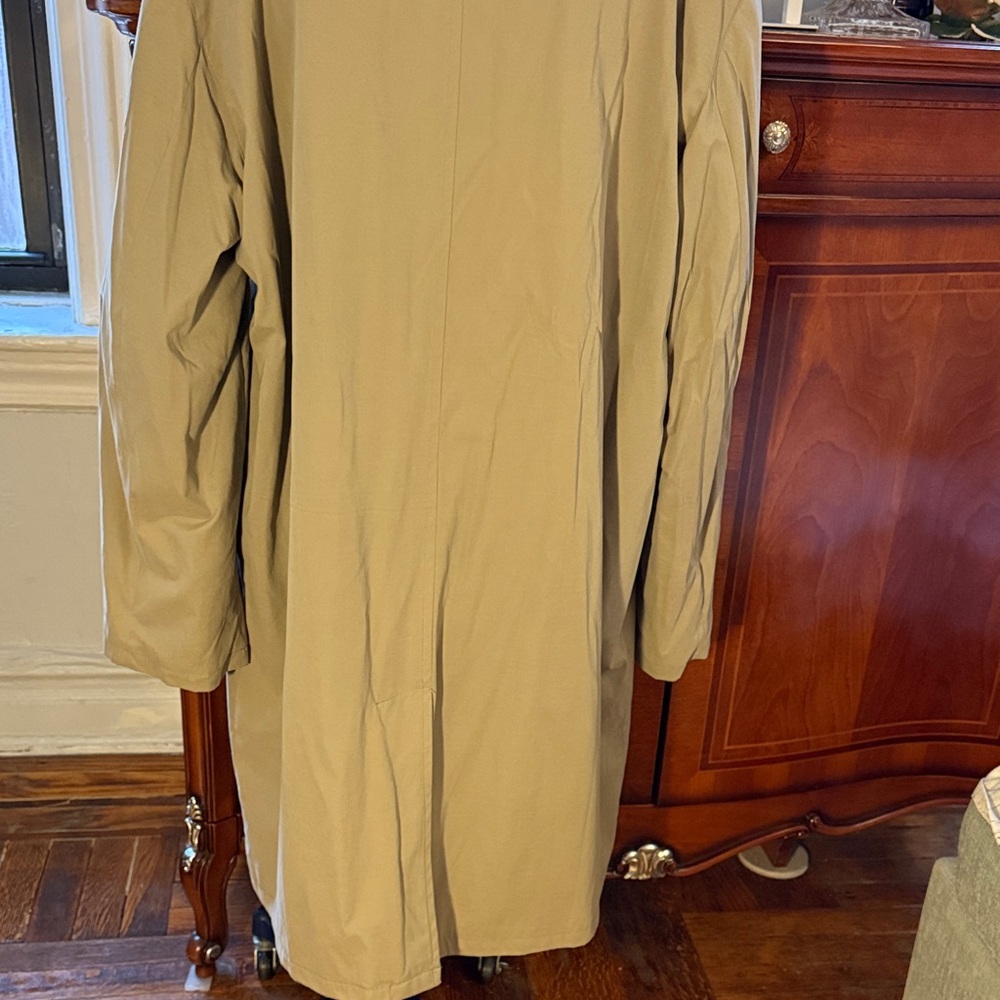 Docayro Men's Tan Coat with Dark Brown Collar - Picture 6 of 16